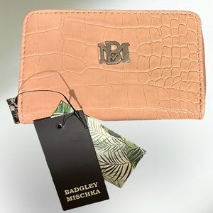 Badgley Mischka Wallet Vegan Leather Faux Croc‎ Blush New With Tags
